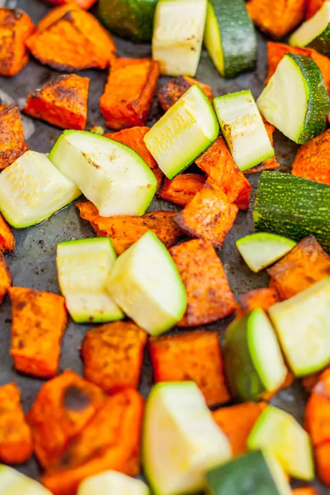 Mediterranean Roasted Sweet Potato and Zucchini Salad - www.platingpixels.com