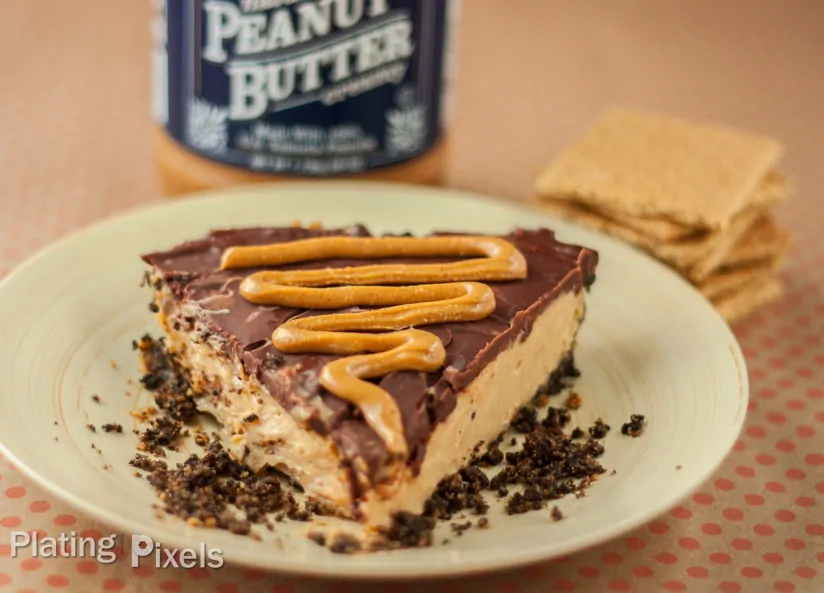 Fudgy Chocolate Peanut Butter Cheesecake - www.platingpixels.com