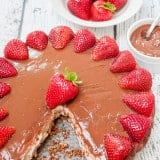 Chocolate Pudding Cheesecake (No Bake) - www.platingpixels.com