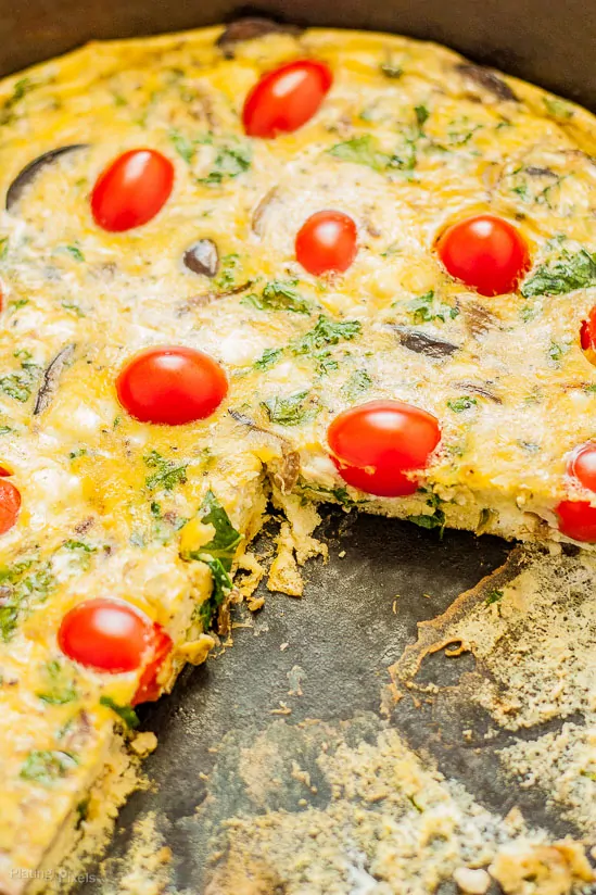 Kale and Feta Frittata recipe - www.platingpixels.com