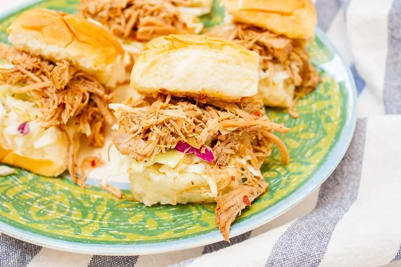 Slow Cooker Carolina Pulled Pork Sliders