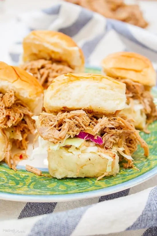 Slow Cooker Carolina Style Pulled Pork Sliders - Plating Pixels