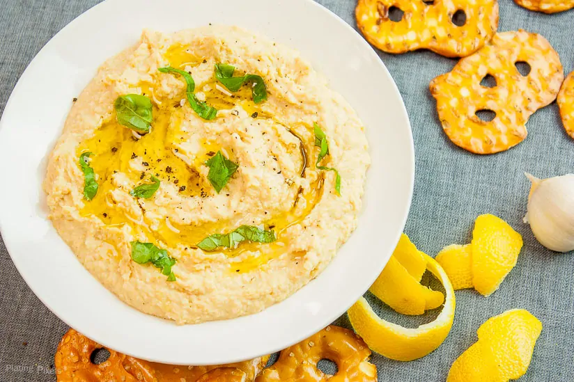 Best Easy Homemade Hummus