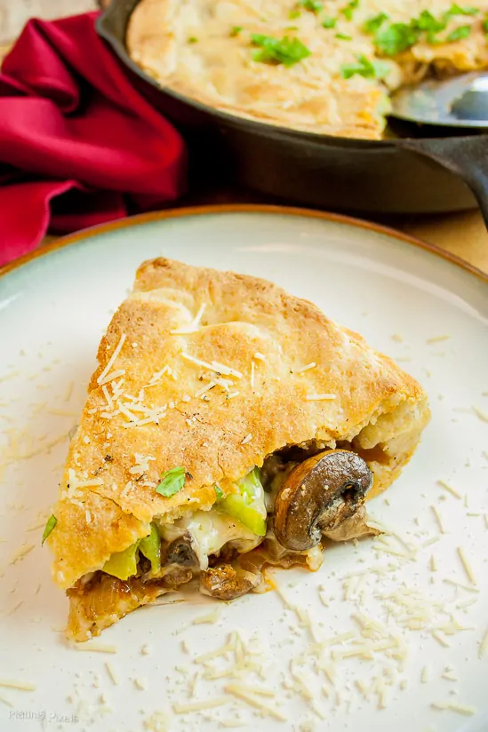 Restaurant Style Skillet Calzone recipe - www.platingpixels.com