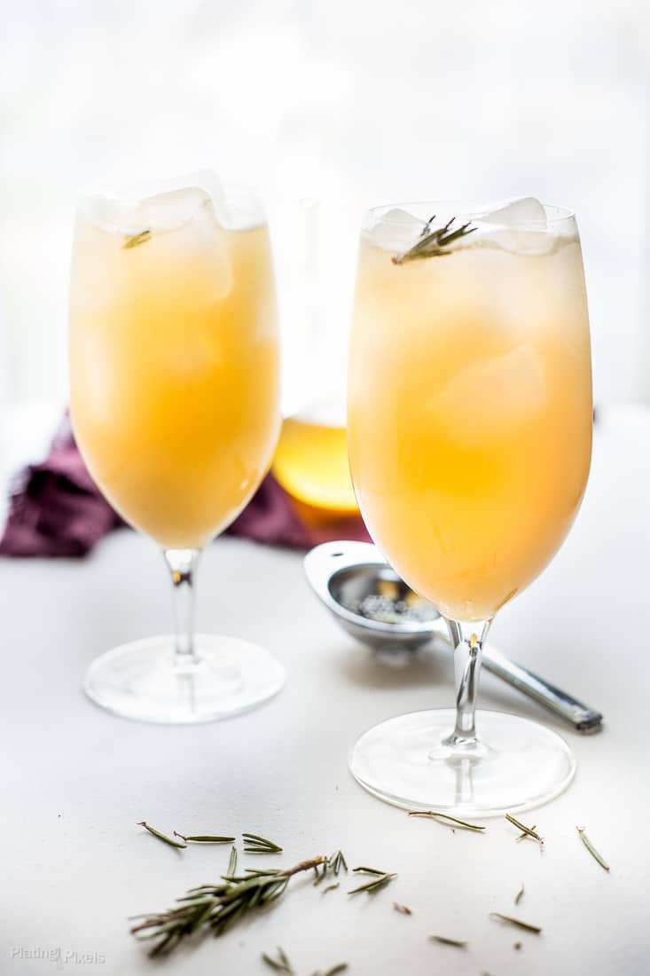 Sparkling Ginger Pear Mocktail cocktail recipe - www.platingpixels.com