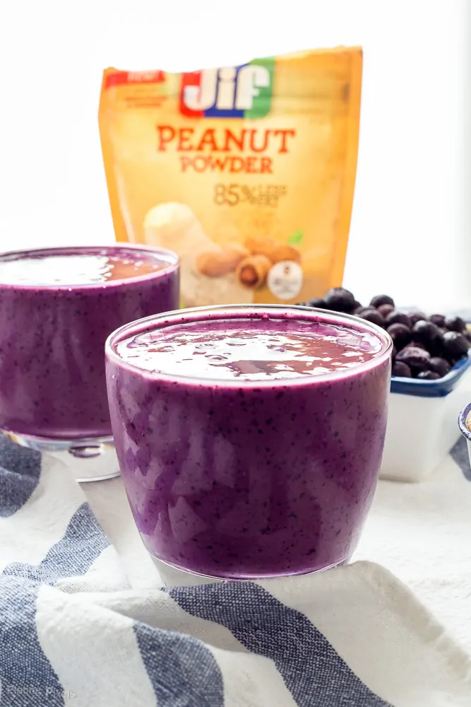 Blueberry Peanut Butter Protein Smoothie recipe - www.platingpixels.com