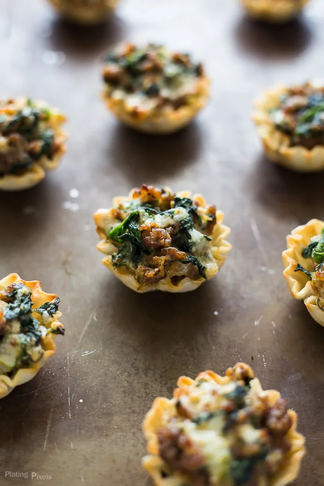 Mini Sausage and Spinach Phyllo Cups recipe - www.platingpixels.com