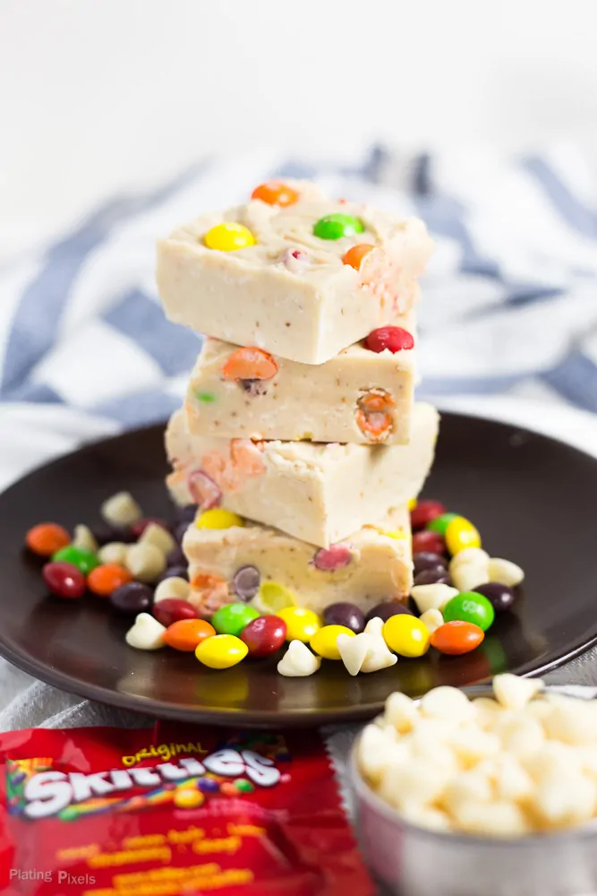 Skittles White Chocolate Fudge recipe - www.platingpixels.com