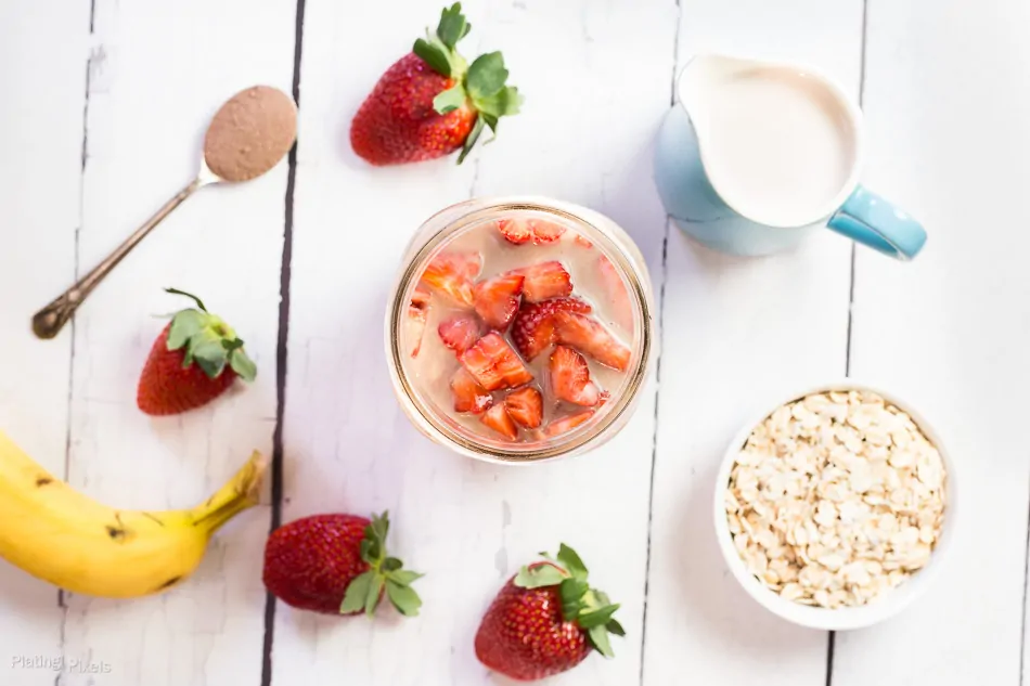 Chocolate Strawberry Overnight Oats