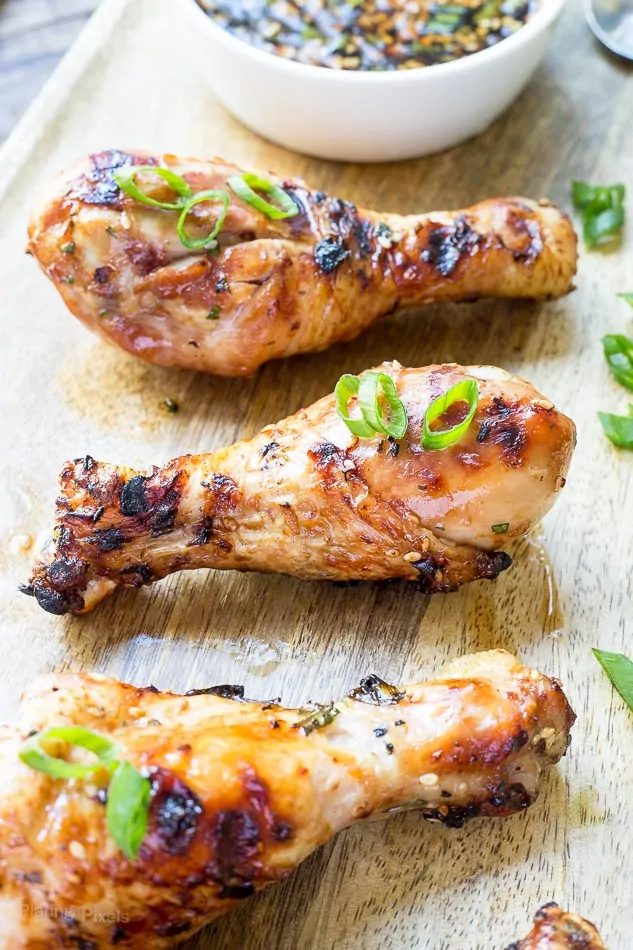 Grilled Ginger Sesame Glazed Chicken Drumsticks recipe - www.platingpixels.com