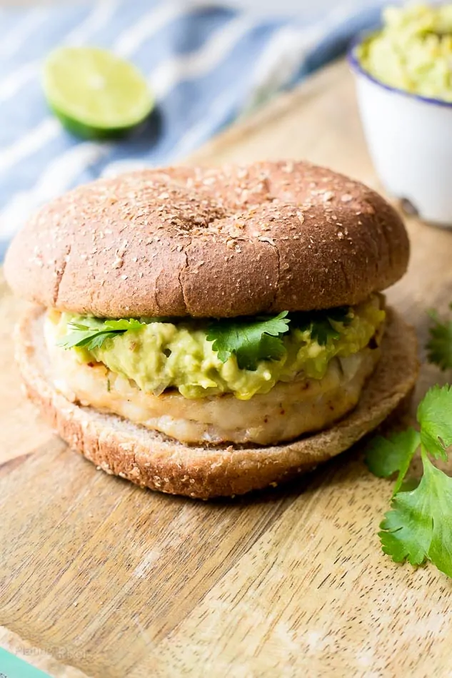 Wild Pollock Fish Burgers with Mango Guacamole recipe - www.platingpixels.com