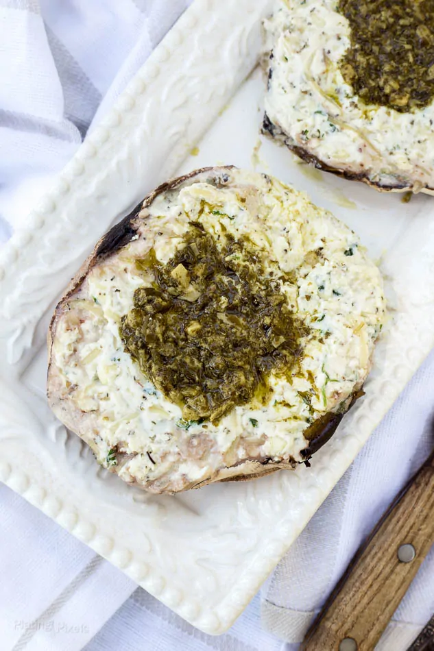 Creamy Ricotta Stuffed Portobello Mushrooms recipe - www.platingpixels.com