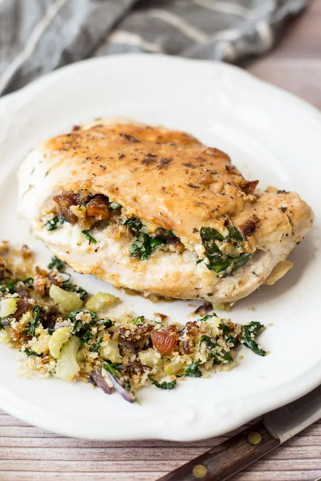 Apricot and Spinach Stuffed Chicken Breasts - www.platingpixels.com