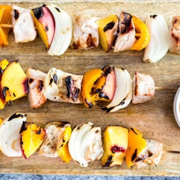 Grilled Peach and Pork Kabobs recipe - www.platingpixels.com