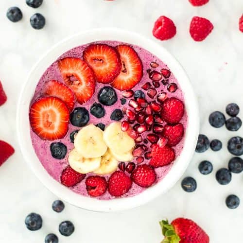 Pomegranate and Berry High-Protein Smoothie Bowl