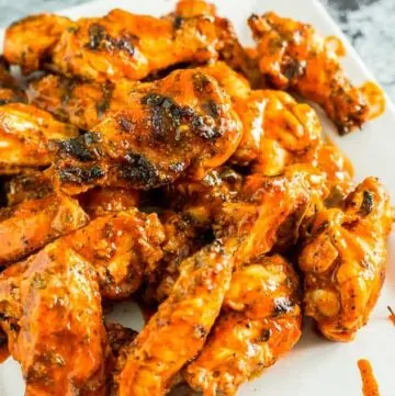 Easy Saucy Grilled Buffalo Wings recipe - platingpixels.com