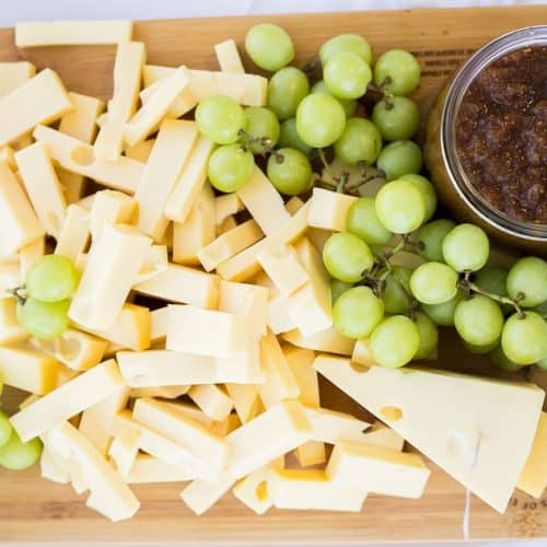 Simple Cheese Pairings with Cheeses of Europe