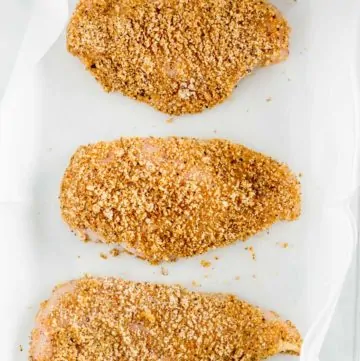 Keto Baked Breaded Chicken Breast (GF and Low-Carb) - Plating Pixels