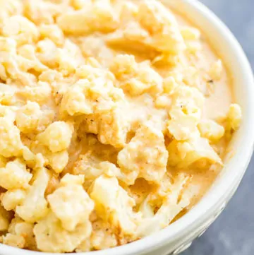 Close up of a bowl of Cauliflower Keto Mac and Cheese