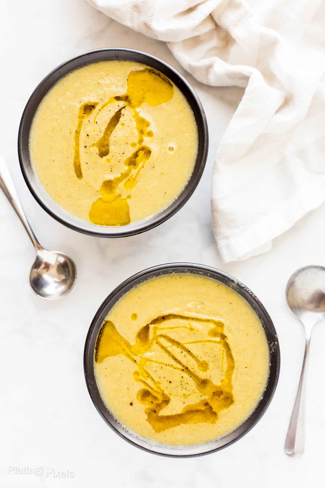 Roasted Cauliflower and Leek Soup (Vegan)