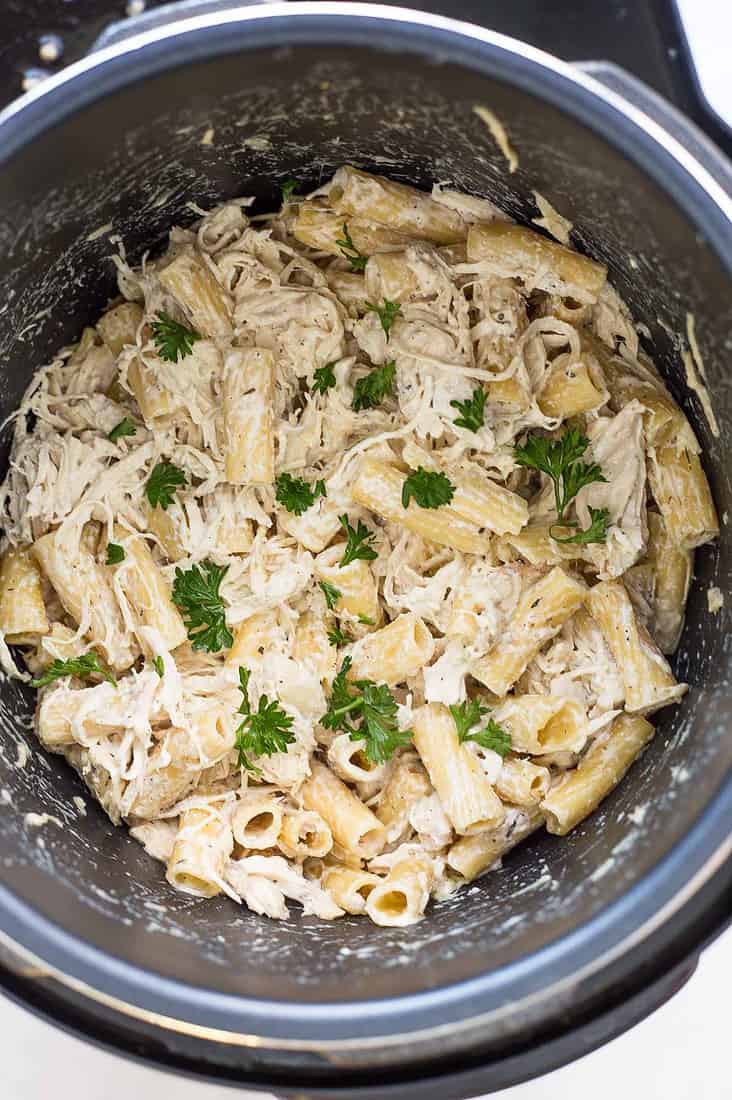 Chicken Alfredo in a Slow Cooker